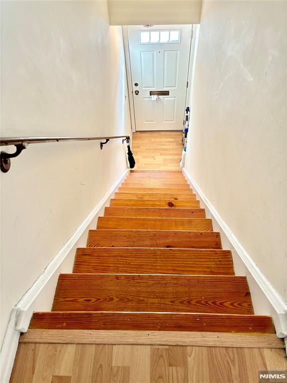 470 Valley Road C003A