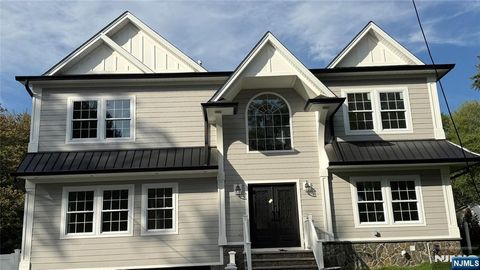 Photo of 761 6th, River Edge, NJ 07661 (MLS # 25033109)