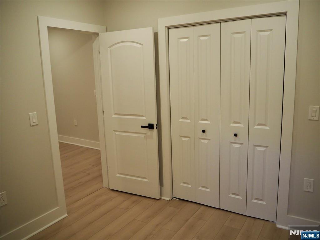 1205 Hillside Place 2