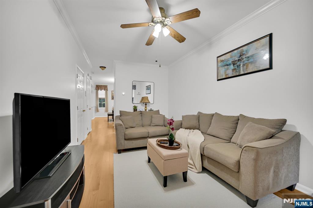 111 Cambridge Drive 1056