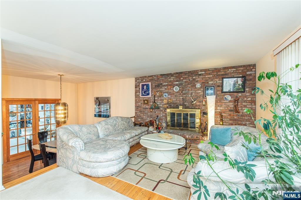 12 Abbott Road
