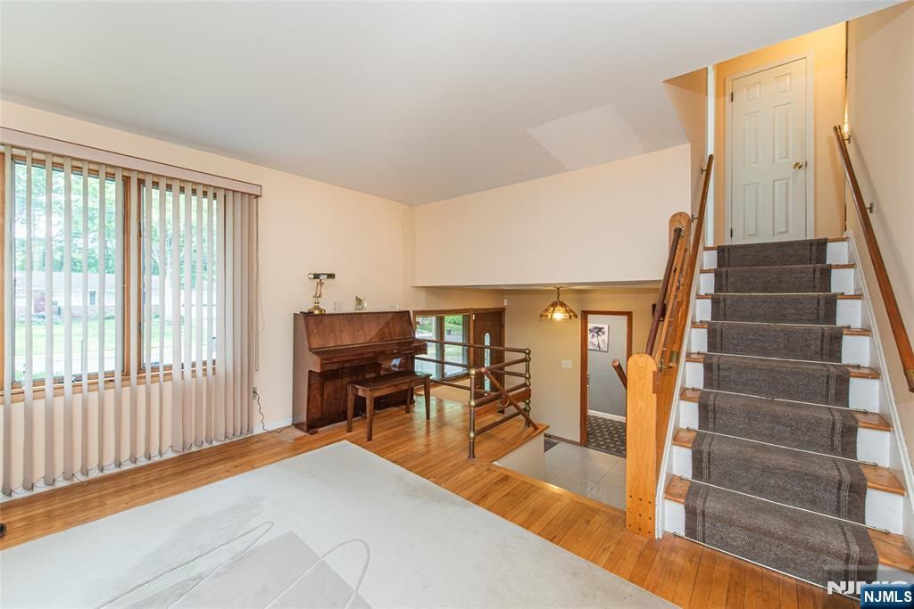 Photo of 12 Abbott Road, Wayne, NJ 07470 (MLS # 26018601)