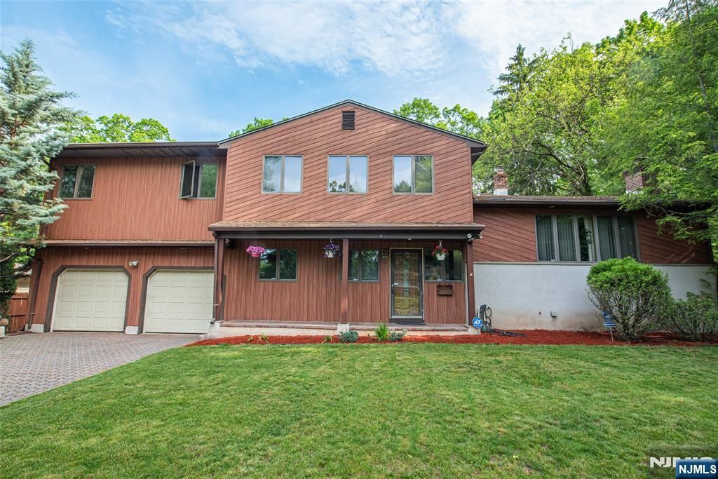 Photo of 12 Abbott Road, Wayne, NJ 07470 (MLS # 26018601)