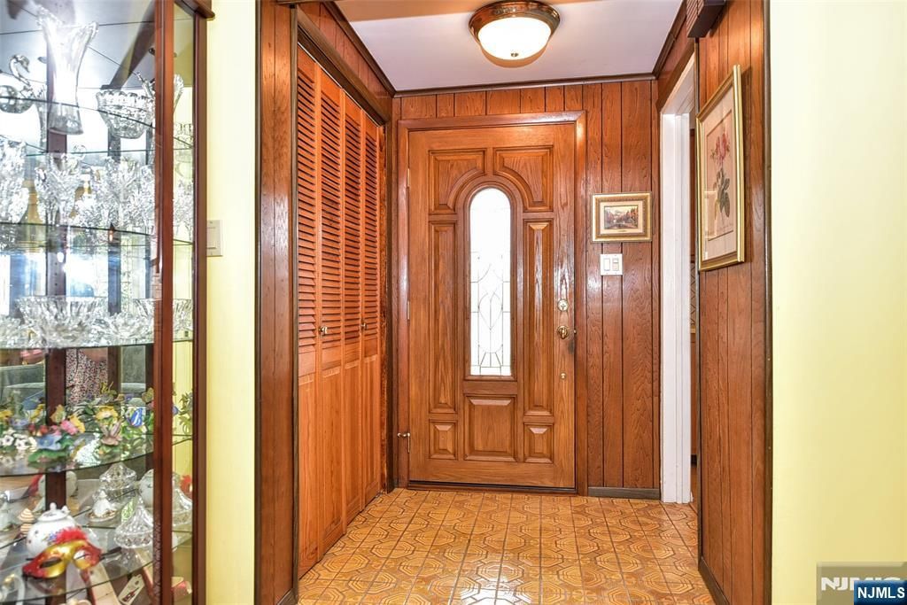 Photo of 90 Emwood Drive, Emerson, NJ 07630 (MLS # 26004275)