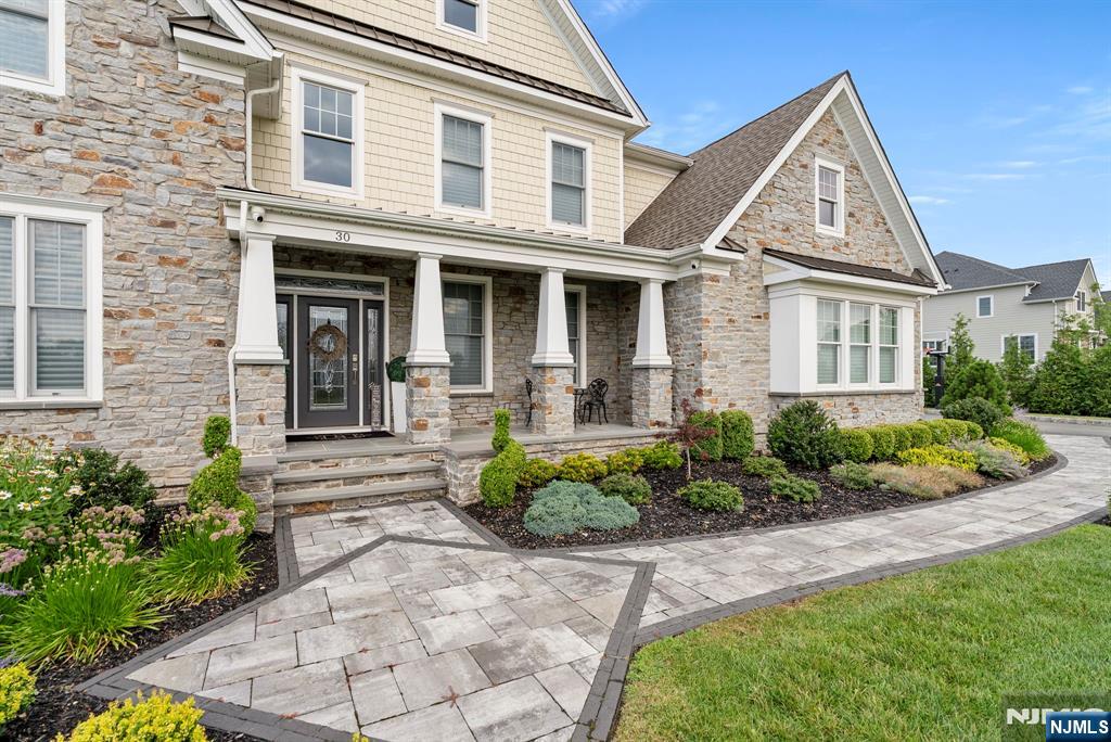 30 Woodmere Road