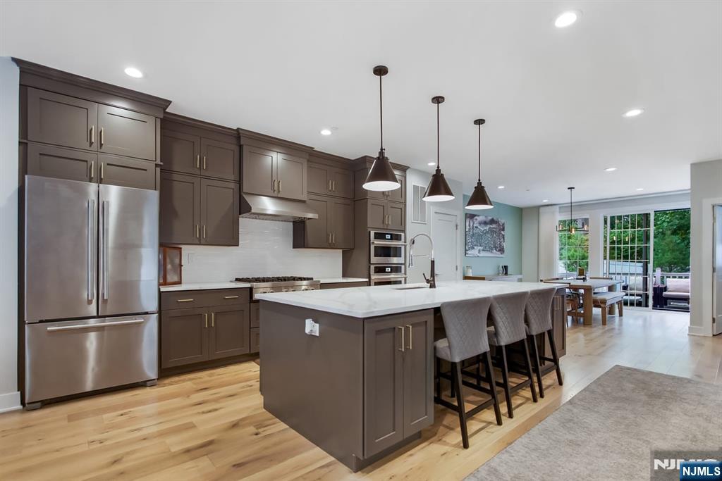 Homes for Sale in Northern NJ | ThisIsRiverEdge.com 98 Cinnamon Drive