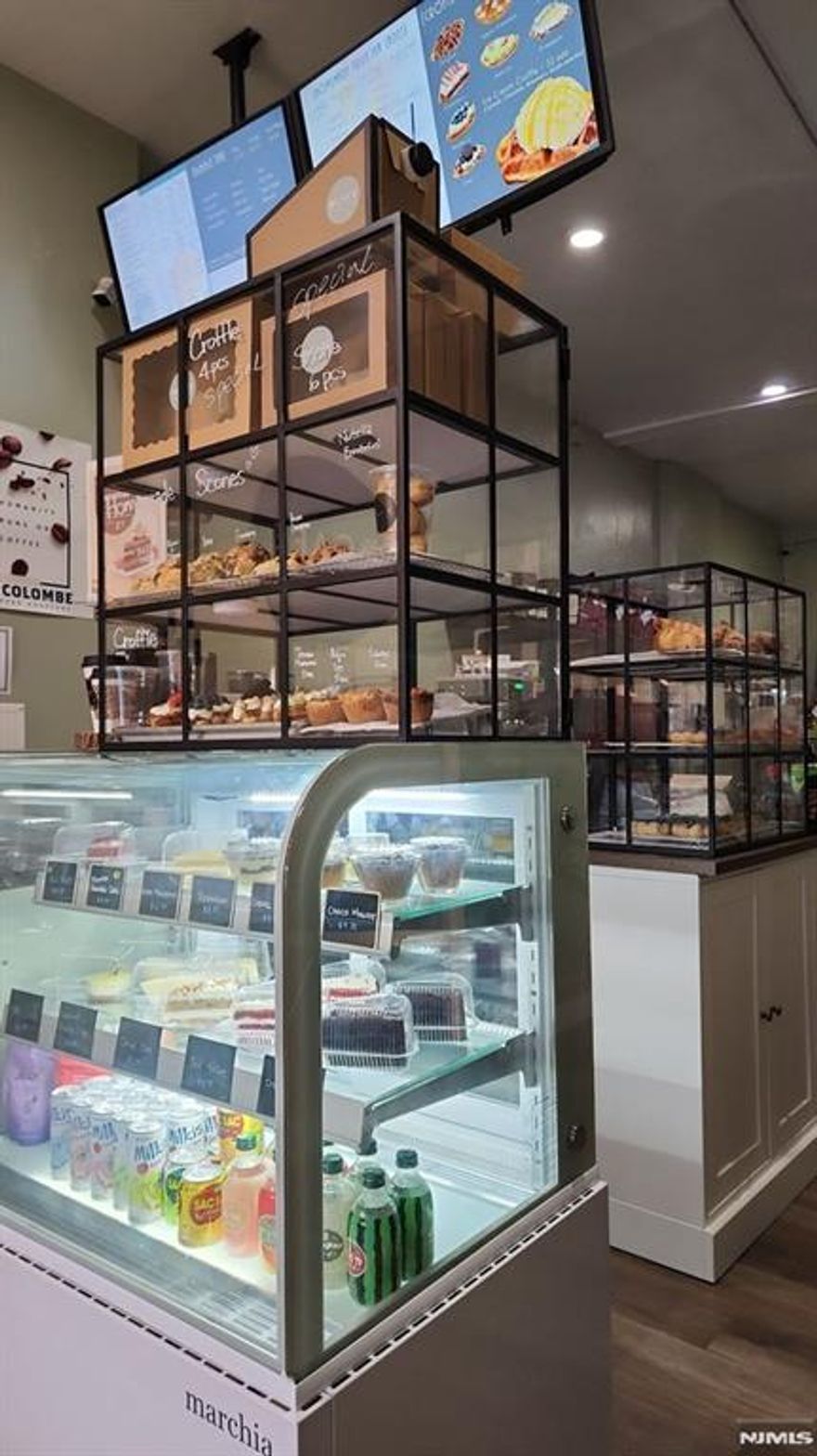 Strong and consistent revenue with proven profitability Relocating Seller â€” Motivated to Sell Quickly and Smoothly! Highly Profitable & Well-Established Cafe for Sale â€“ Turnkey Opportunity Don't miss this rare opportunity to acquire a highly profitable and well-established cafe that has become a beloved destination for coffee and tea enthusiasts. Located in a prime, high-traffic area, this charming cafe is known for its inviting atmosphere and carefully curated menu featuring a wide variety of specialty beverages and desserts. Highlights include: Strong and consistent revenue with proven profitability Signature drinks such as homemade fruit teas (yuzu, blueberry), popular bubble teas, and handcrafted lattes (matcha, strawberry) Loyal customer base and excellent reputation Turnkey operation â€“ all equipment and furnishings included The current owner is committed to ensuring a smooth transition and will provide comprehensive training, making this an ideal opportunity for both experienced operators and first-time buyers. Step into a thriving business and start generating income from day one. Serious inquiries only. NDA required for financials and additional details