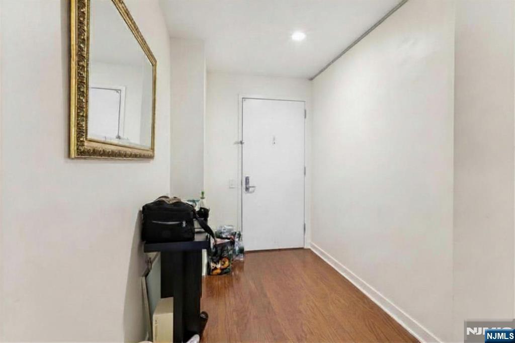 1215 Hudson Park 1215
