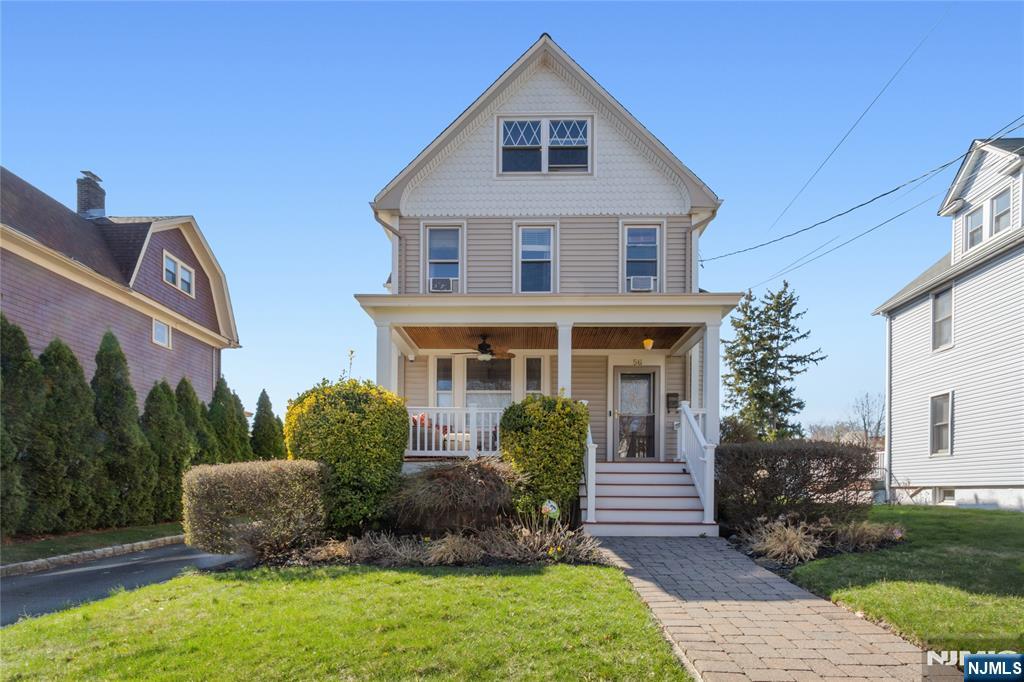 Property for Sale at 56 Hudson Avenue, Ridgefield Park, New Jersey - Bedrooms: 4 
Bathrooms: 4 
Rooms: 11  - $875,000