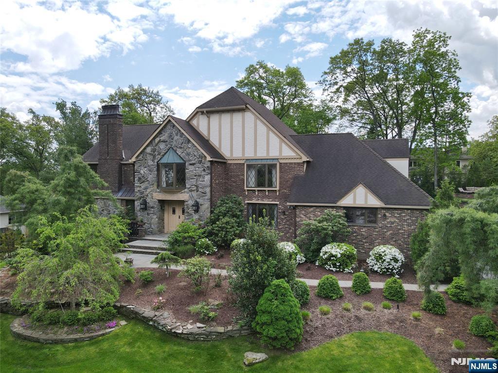 39 Springhouse Road