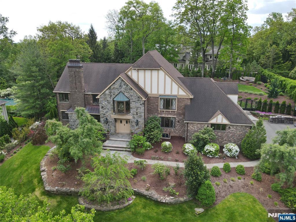 39 Springhouse Road