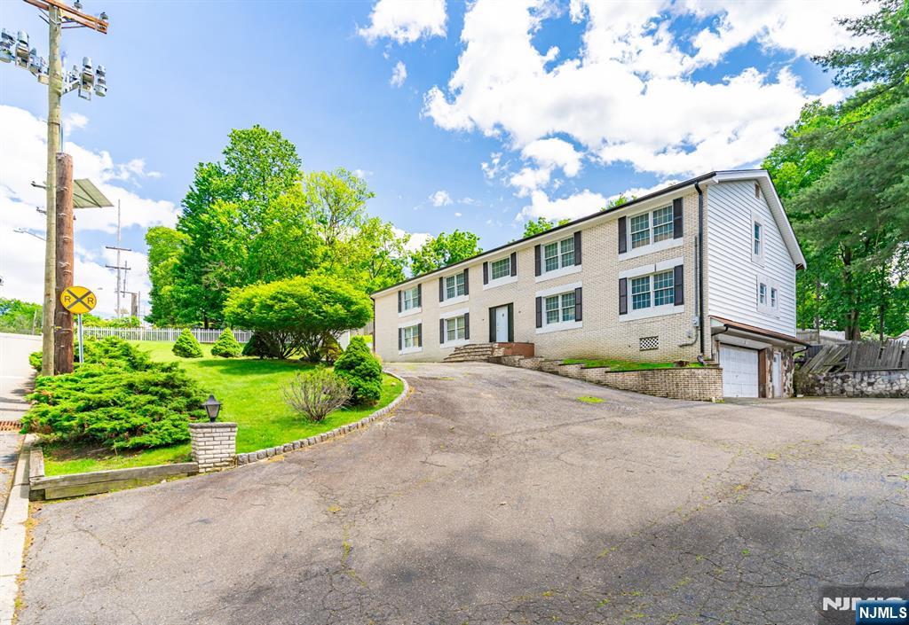 Property for Sale at 72 Francisco Avenue, Little Falls, New Jersey - Bedrooms: 6 
Bathrooms: 6 
Rooms: 8  - $800,000
