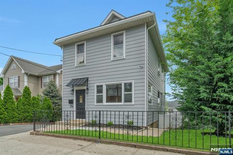 MLS: 25016241