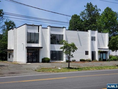 Photo of 16 Route 303 #2nd floor, Tappan, NY 10983 (MLS # 22016043)