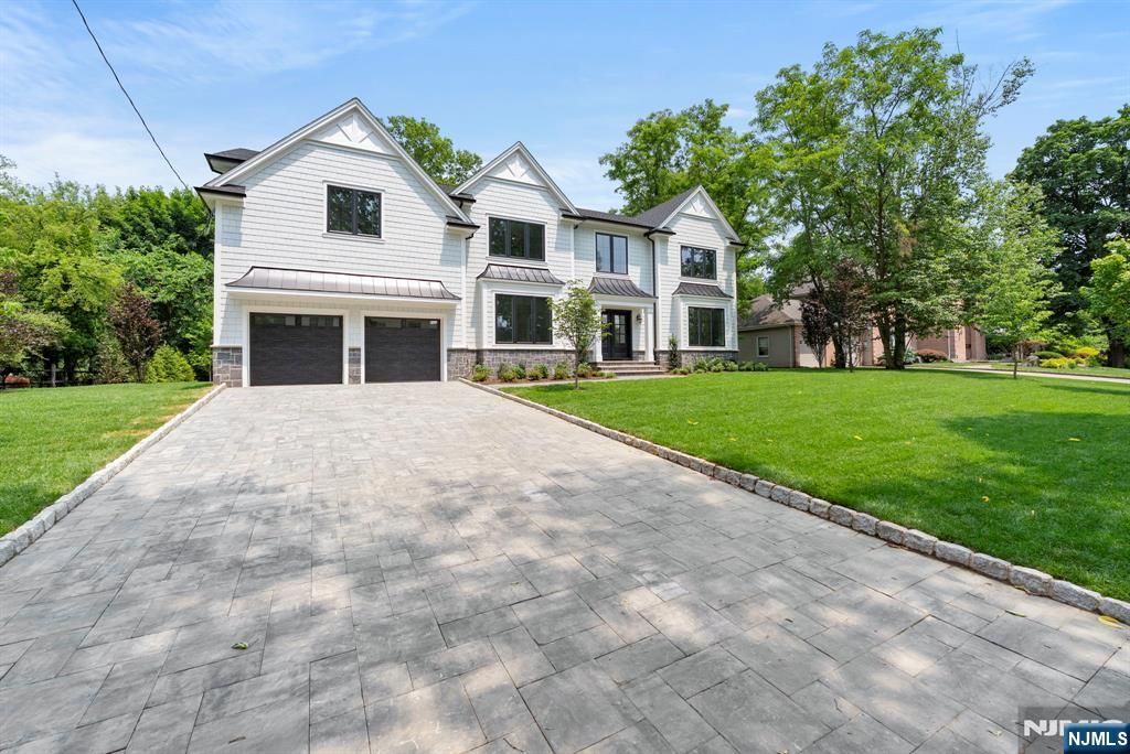 Photo of 22 Northwood Ave, Demarest, NJ 07627 (MLS # 26000633)