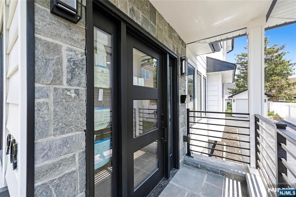 Photo of 903 5th Street, Fair Lawn, NJ 07410 (MLS # 25040567)