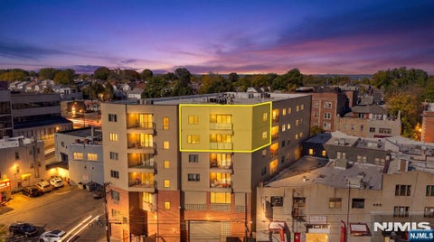 Photo of 610 Anderson Avenue #3D, Cliffside Park, NJ 07010 (MLS # 26039488)