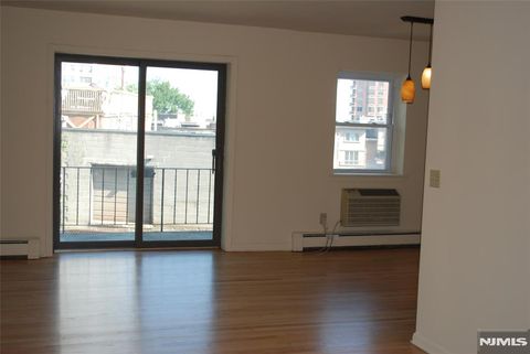 Photo of 238 N Palisade Ave #3, Cliffside Park, NJ 07010 (MLS # 25030632)