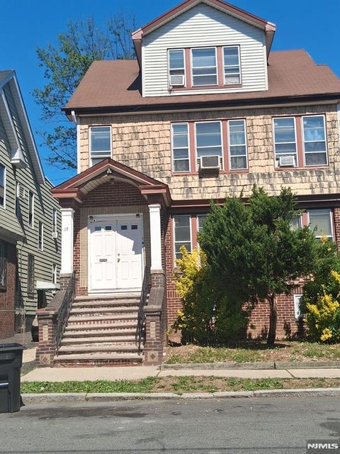 Photo of 19 Bayview AVE #2, Newark, NJ 07112 (MLS # 26021199)