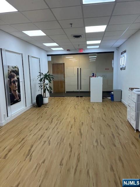 2033 Lemoine Avenue 201