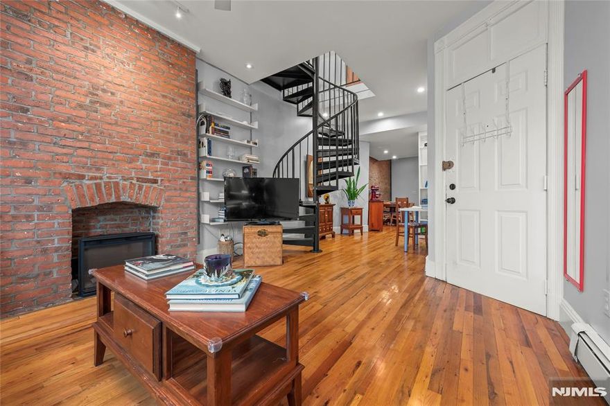 Welcome to 297 Pavonia Ave Unit 2Bâ€”a stylish 2-bed, 2-bath duplex in the heart of Jersey City. This thoughtfully designed home blends comfort and convenience with modern flair. The sunlit living room flows into an open-concept eat-in kitchen with ample counter space, ideal for daily living or entertaining. A hallway pantry and full bath serve guests and the adjacent bedroom. Upstairs, the private primary suite impresses with space for a sitting area or workspace, plus a spa-like ensuite with a soaking tub. Located near Hamilton Parkâ€™s green space, playgrounds, and farmerâ€™s markets, youâ€™re also steps from cafes, boutiques, and dining hotspots. Commuting is seamless via nearby Newport and Grove Street PATH stations, with easy access to NYC. Local bus routes and bike-friendly streets add to the convenience. Whether you're relaxing at home or enjoying the vibrant neighborhood, this is city living with style and ease. Schedule your tour before this opportunity slips away.