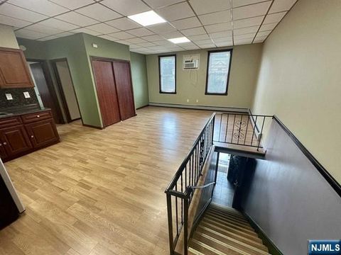 Photo of 75 Bloomfield Ave #2, Montville Township, NJ 07058 (MLS # 25039484)