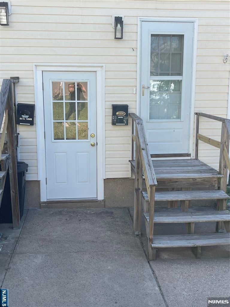 140 Westervelt Avenue 1