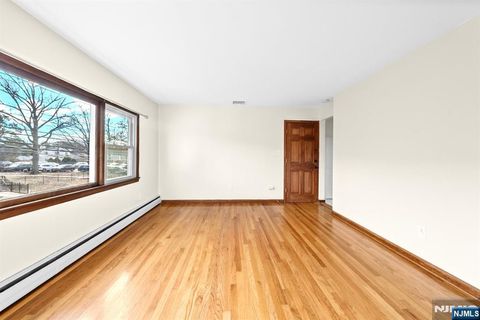 Photo of 468 Broughton Ave, Bloomfield, NJ 07003 (MLS # 25043196)