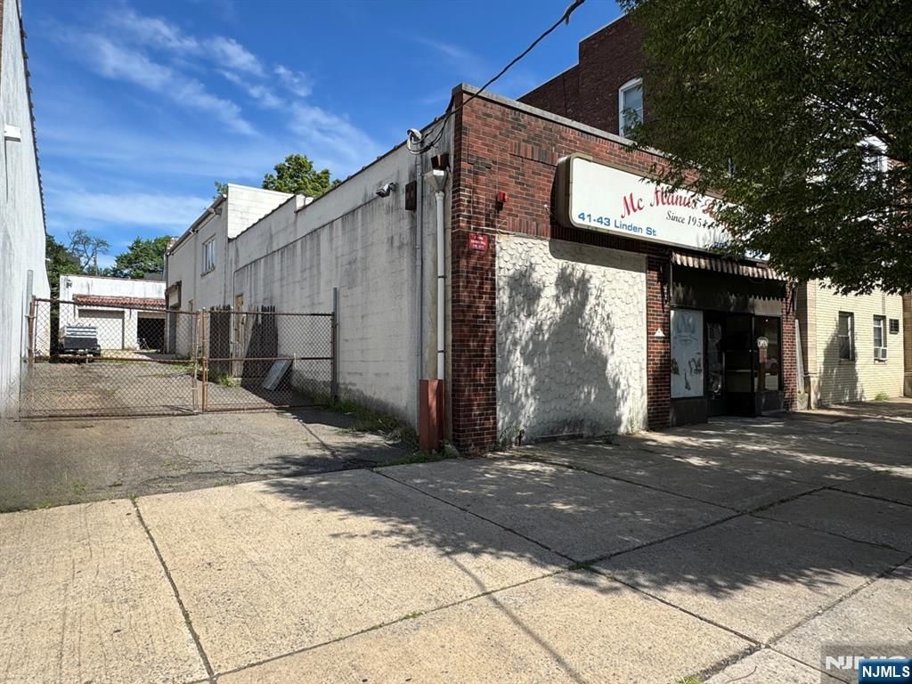 Photo of 43 Linden Street, Hackensack, NJ 07601 (MLS # 25025471)