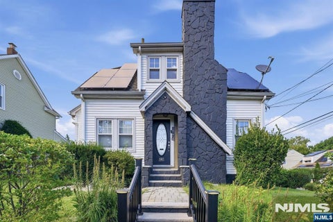 Photo of 107 Palisade Avenue, Bergenfield, NJ 07621 (MLS # 26036368)