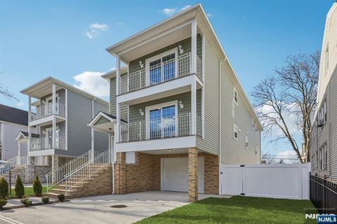 Photo of 139 15th Street, East Orange, NJ 07017 (MLS # 25043175)