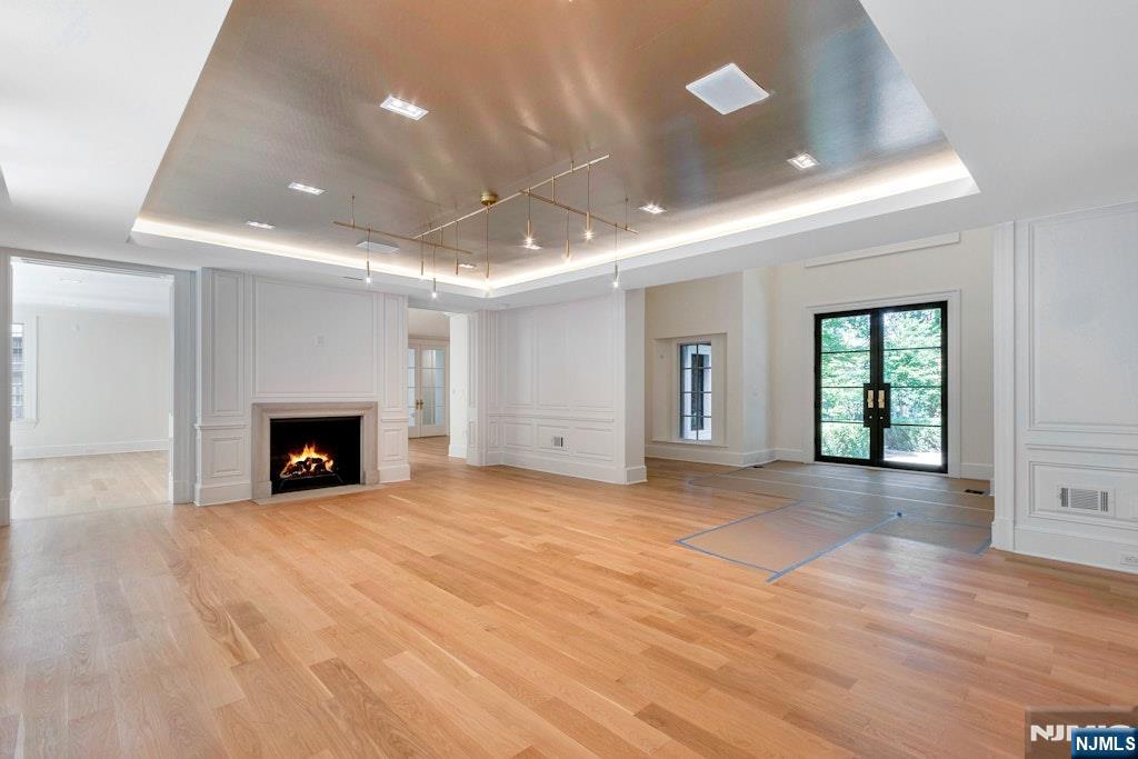 4 Duck Pond Road