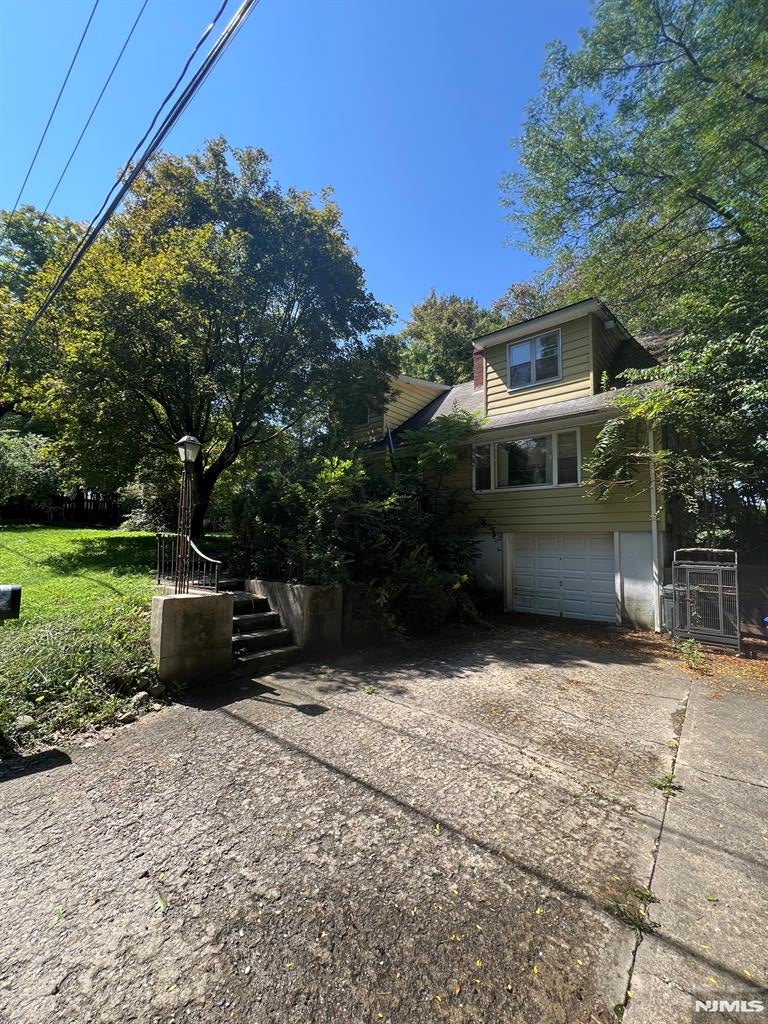 15 Brook Road