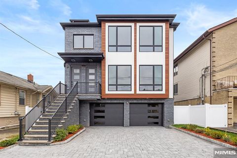 Photo of 476 Lincoln Avenue #2, Cliffside Park, NJ 07010 (MLS # 25037070)