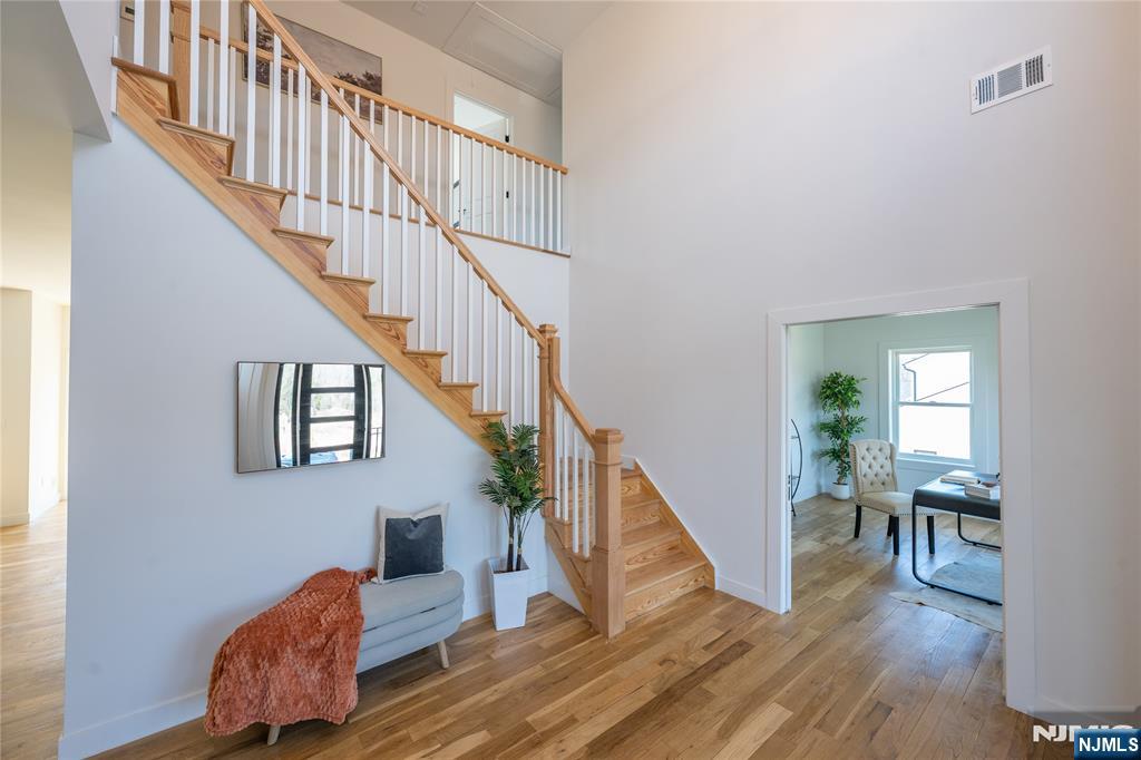 7 Emerald Drive