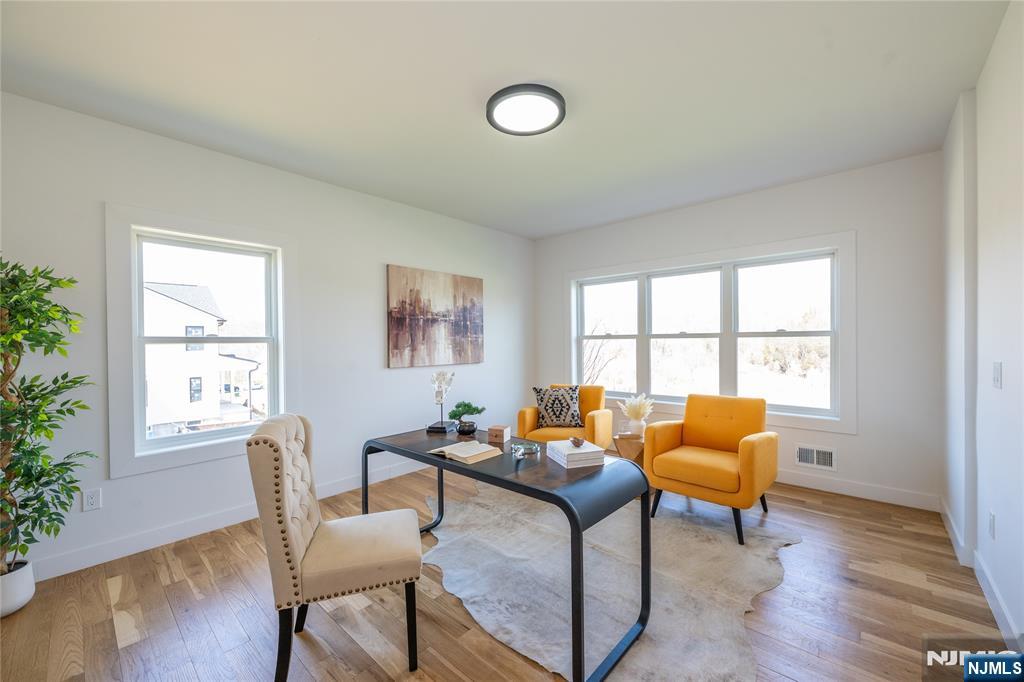 7 Emerald Drive