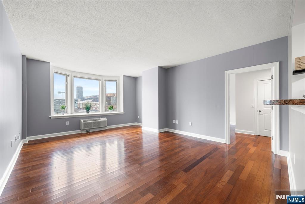 5105 City Place 5105