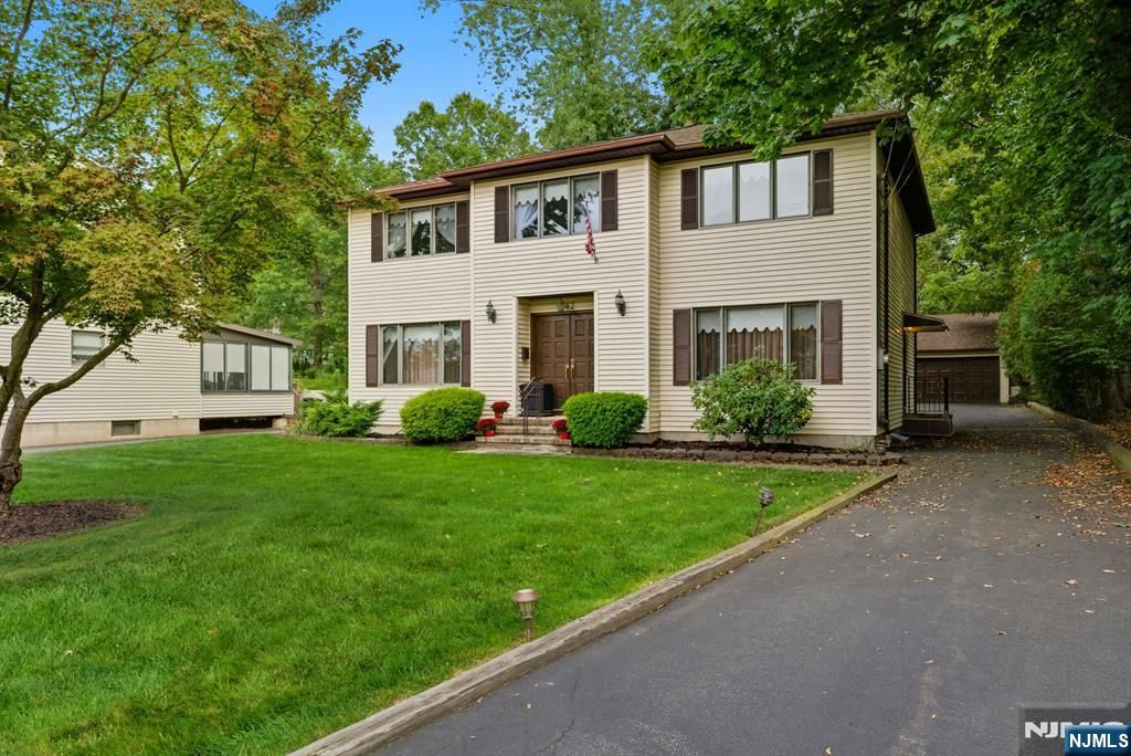 Photo of 142 Central Avenue, West Caldwell, NJ 07006 (MLS # 25035045)