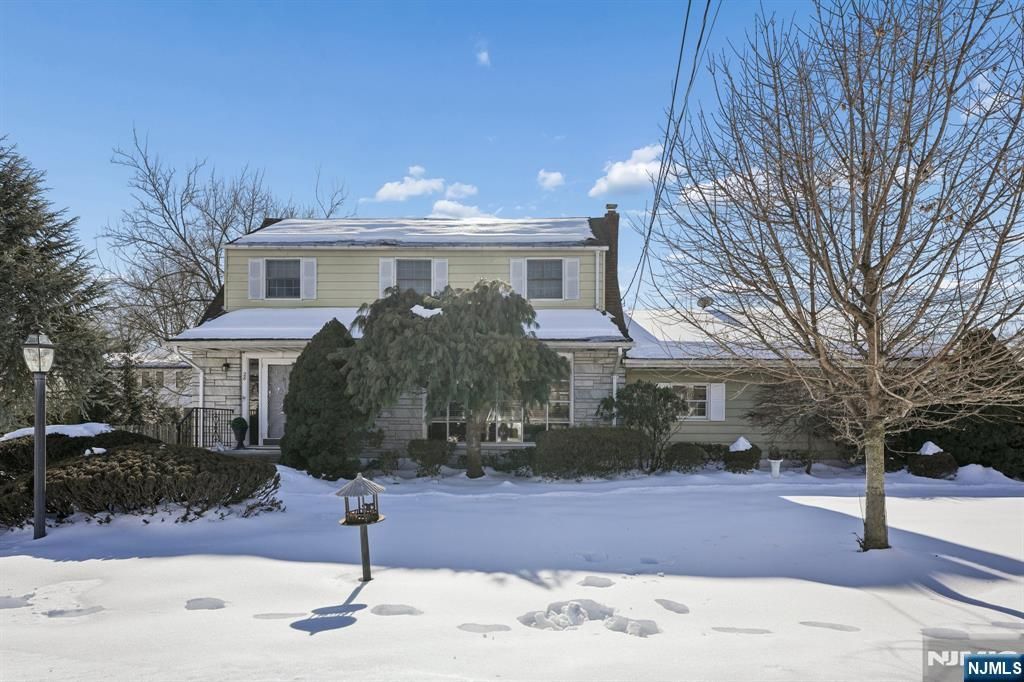 Photo of 28 Holland Avenue, Demarest, NJ 07627 (MLS # 26004100)