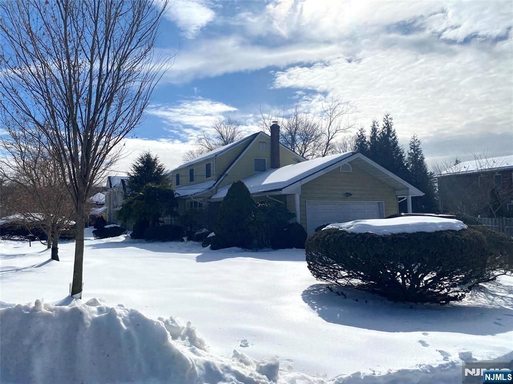 Photo of 28 Holland Avenue, Demarest, NJ 07627 (MLS # 26004100)