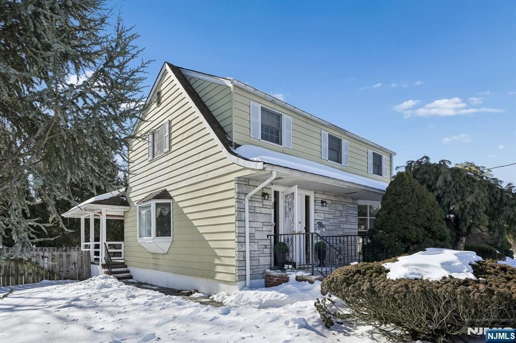 Photo of 28 Holland Avenue, Demarest, NJ 07627 (MLS # 26004100)