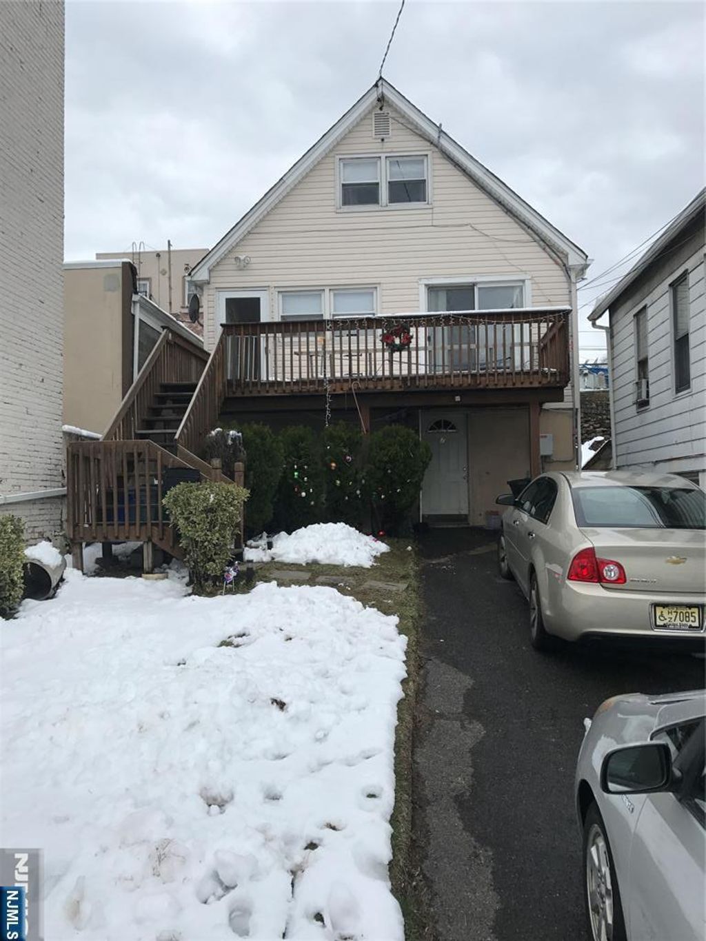 Photo of 7 Westminster Place, Garfield, NJ 07026 (MLS # 26000139)