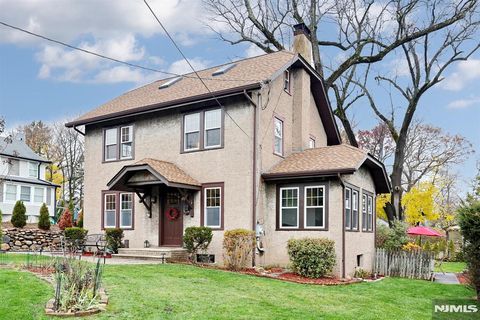 42 Glen Avenue Midland Park NJ 07432