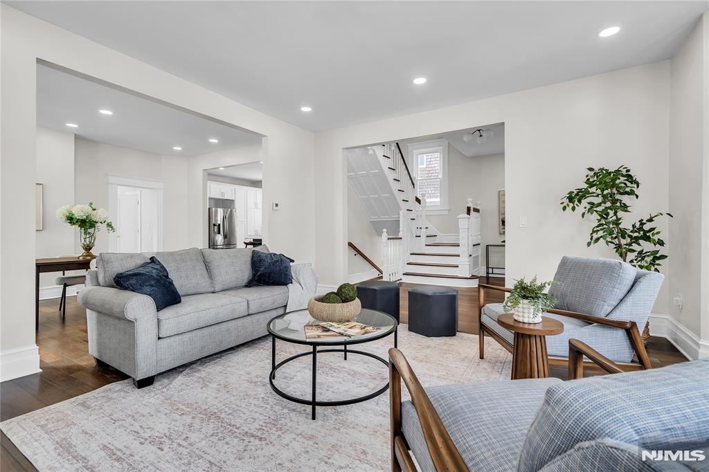 398 Hillside Avenue