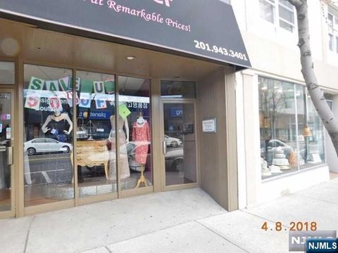 722 Anderson Avenue 720 Cliffside Park NJ 07010