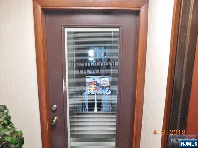 722 Anderson Avenue 720