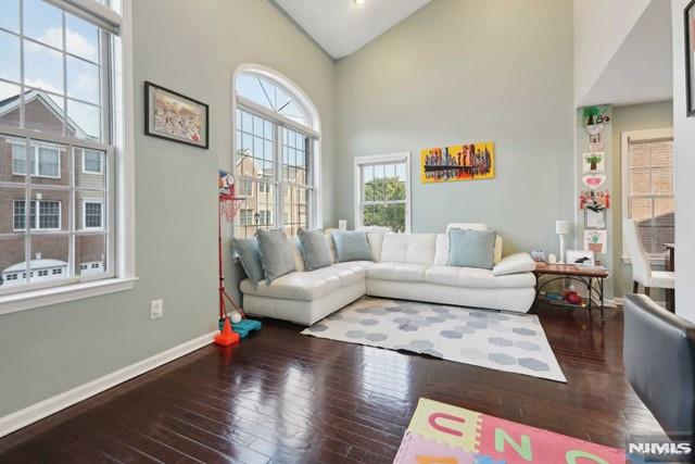 Rental Property at 80 Lydia Dr, Guttenberg, New Jersey - Bedrooms: 2 
Bathrooms: 3 
Rooms: 2  - $5,650 MO.