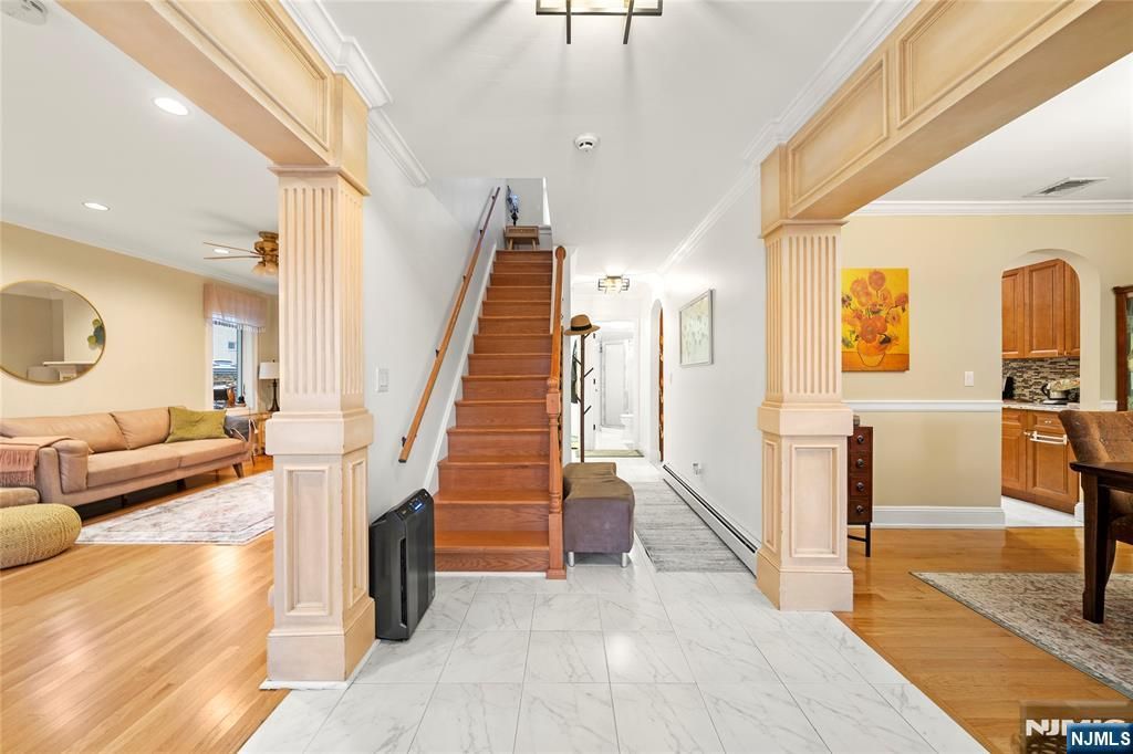 Photo of 1004 Elm Avenue, Ridgefield, NJ 07657 (MLS # 25041322)