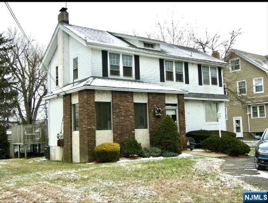 Nestled strategically along the lively Kinderkamack Rd, this premium locale positions you at the core of a thriving business district, offering seamless access to public transportation. The ground floor is dedicated to office space, while the second floor boasts a well-appointed two-bedrooms apartment.