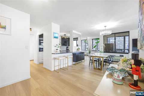 200 Winston 1008 Cliffside Park NJ 07010